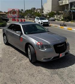 كرايسلر 300